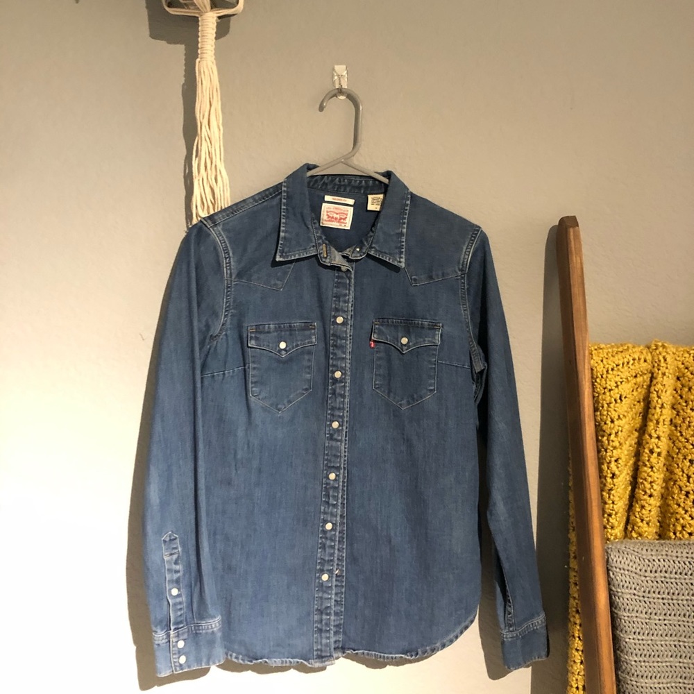 Levi’s Denim Jean Button Up